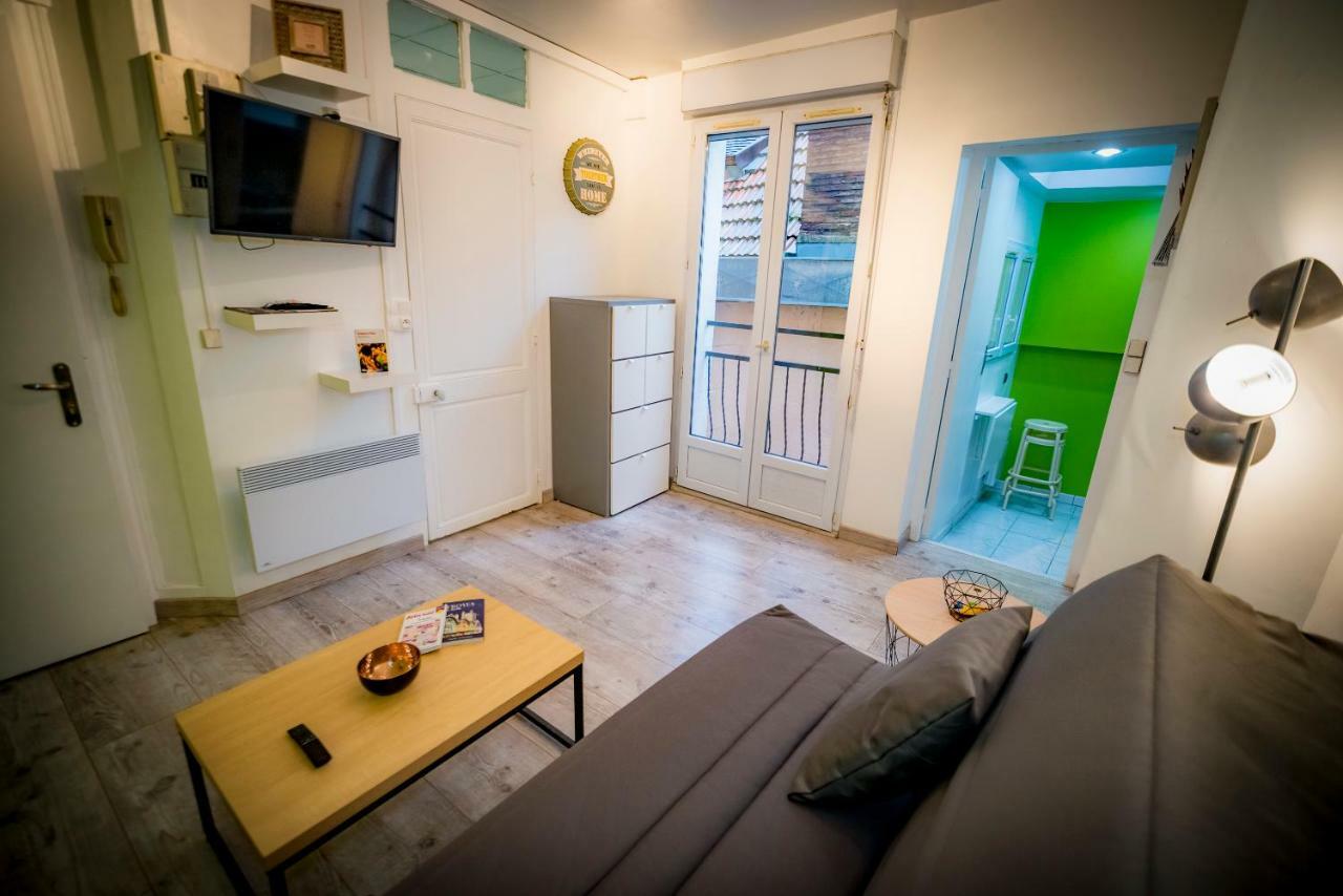 CHEVAL DE TROYES - Ecrin de calme - HYPER CENTRE Appartement Buitenkant foto